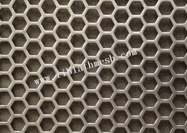 8mm Hole size Q195 Hexagonal Perforated Metal Mesh 1mm Thickness